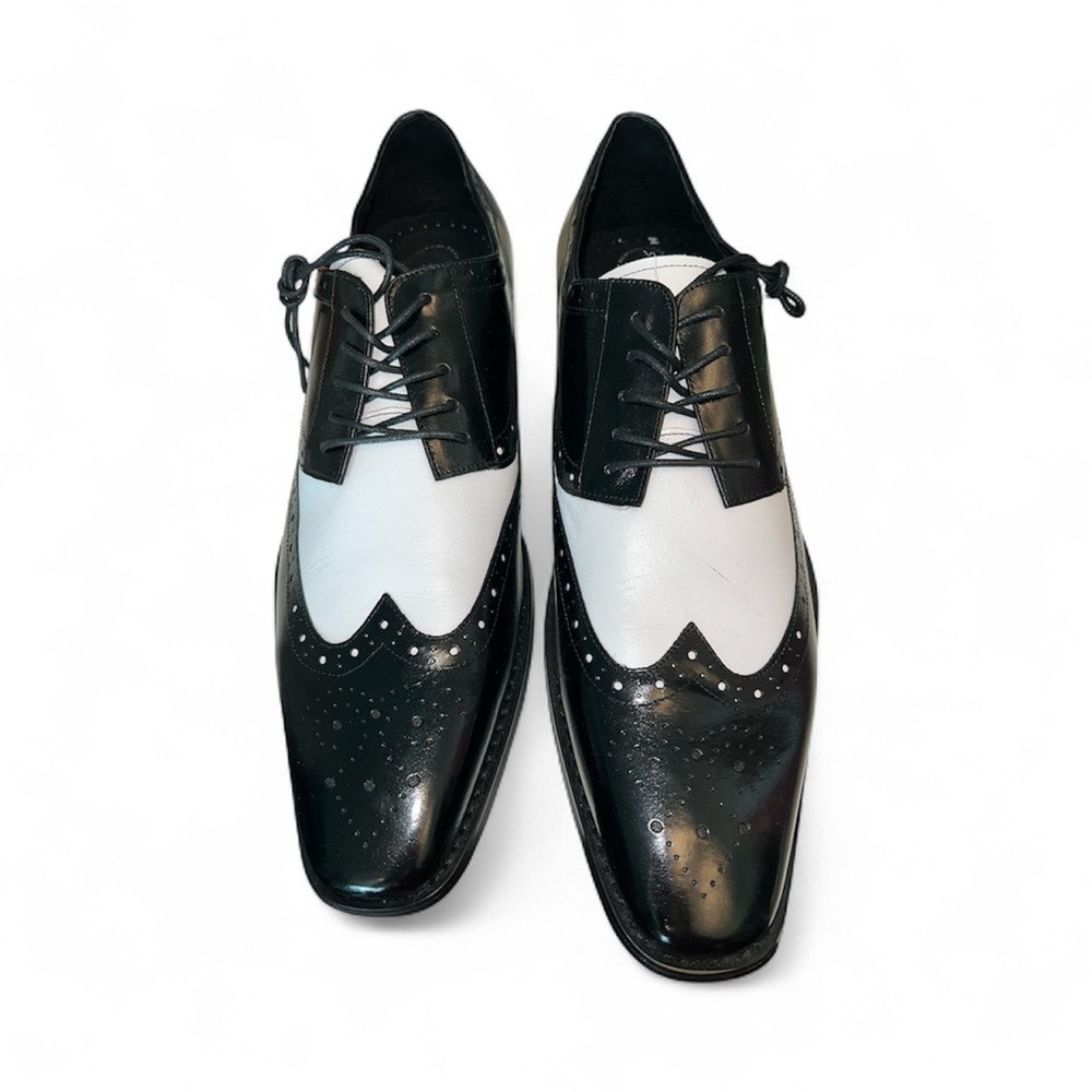 Stacy Adams Two-Tone Black and White Oxfords